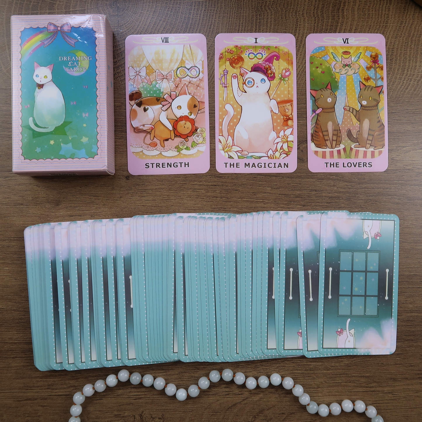 Dreamimg Cat Tarot Deck