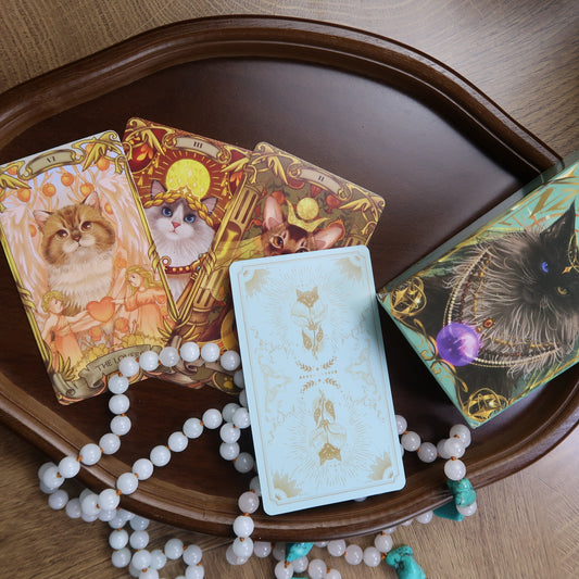 Nine Live cats Tarot Deck